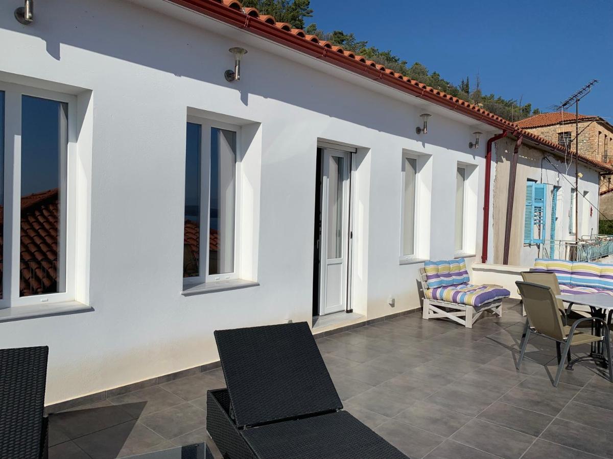 Casa Laryssiou Villa Gythio Bagian luar foto
